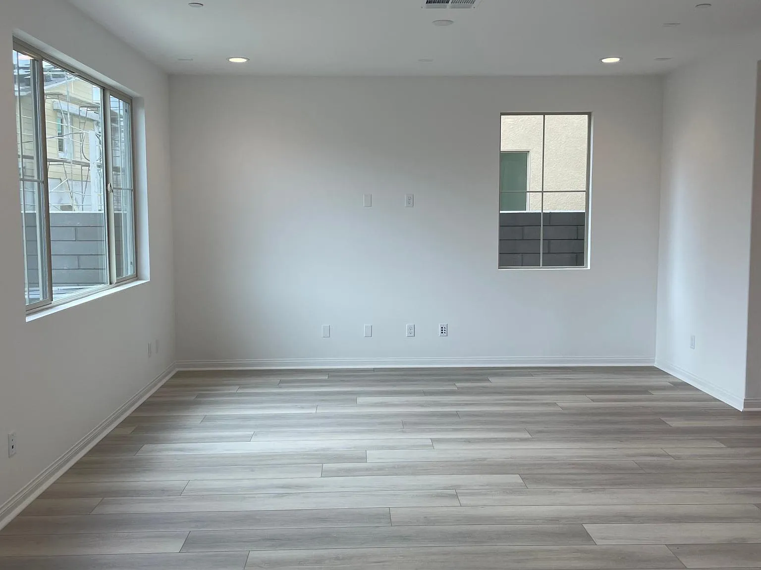 4 bed, 2.5 bath, 1763 sqft, $5,450 — Photo 4
