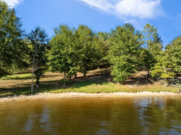 265 Big Bay Blvd #5, Lumberton, MS 39455