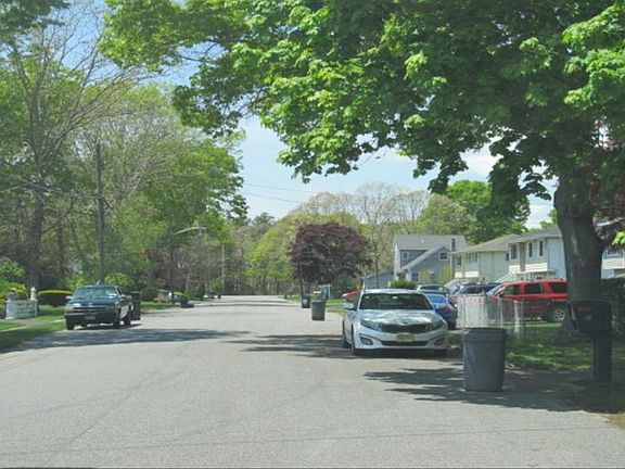 5th image of 25 Pentmoor Dr
