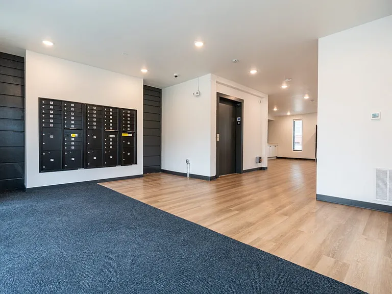 110 N Delaware Ave #202 — Photo 15