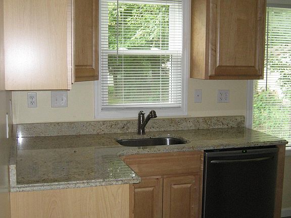 2nd image of 1119 Bauman Ave