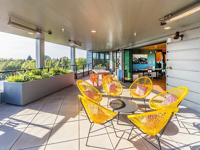 Rooftop Lounge