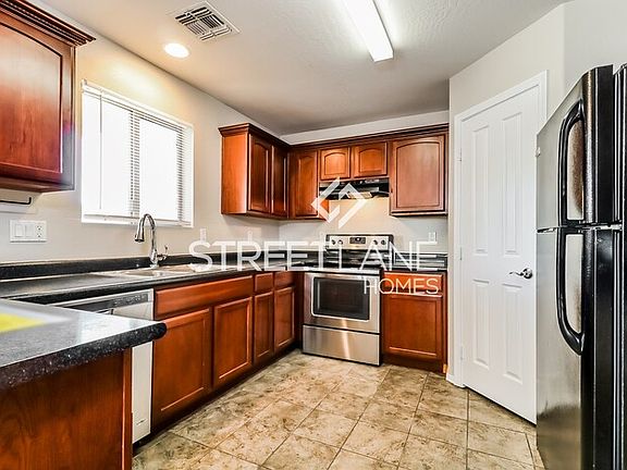 5th image of 13961 W Mauna Loa Ln
