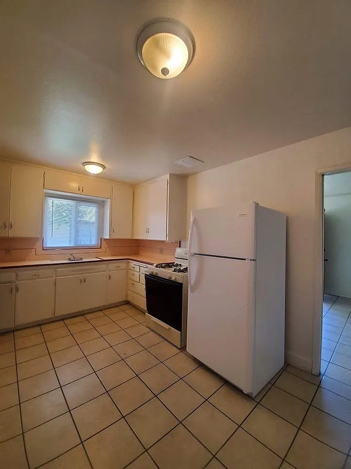 2 bed, 800 sqft, $1,295 — Photo 4