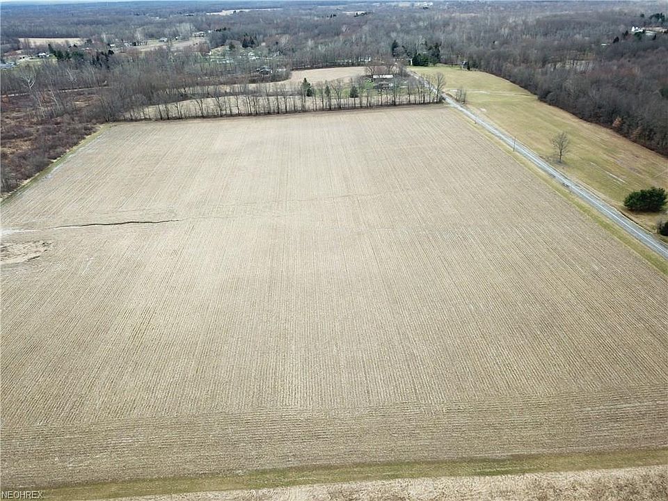 2nd image of Holcomb Rd