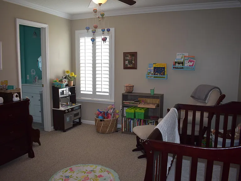 12201 Bittercreek Ln — Photo 27