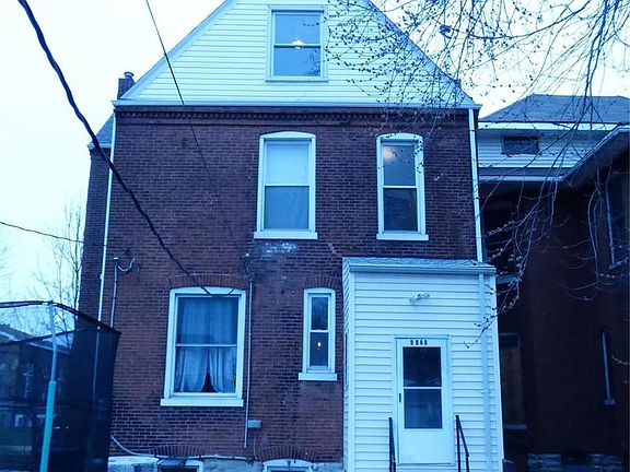 3rd image of 4439 Washington Blvd