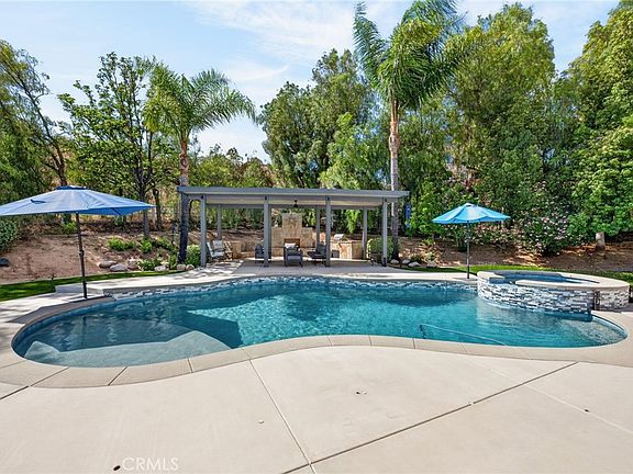 5th image of 40639 Baccarat Rd