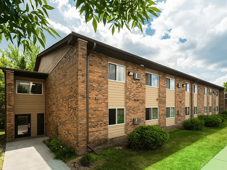 5331-5337 Barthel Industrial Dr NE #D — Photo 10