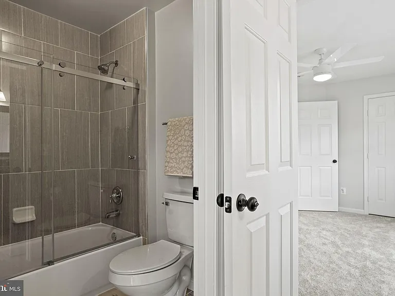 6032 Gholson Bridge Ct — Photo 21