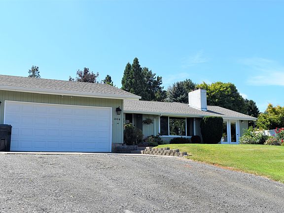 3rd image of 1004 Goodlander Dr
