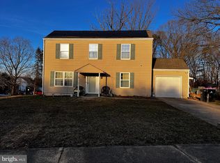 57 Sunset Dr, Clementon, NJ 08021
