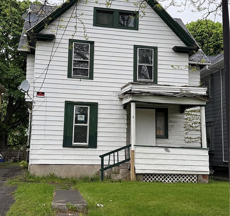 1st image of 36 Avenue A
