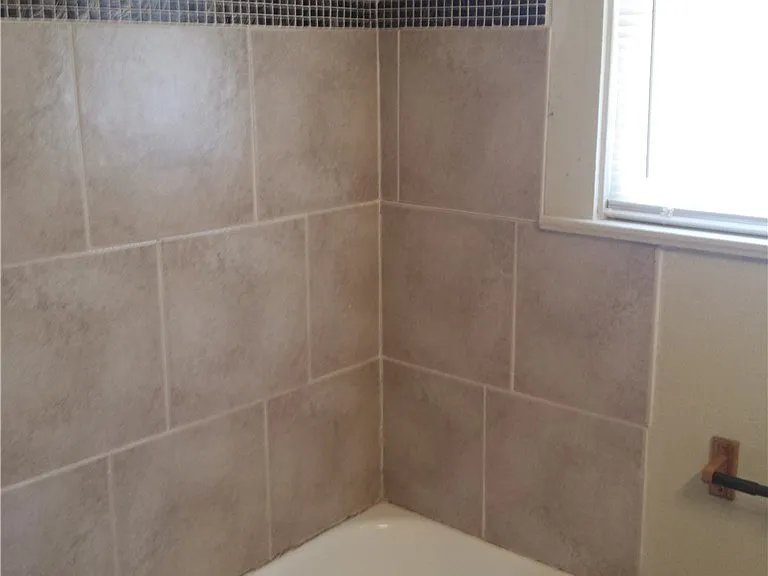 219 Tutt Ave — Photo 7