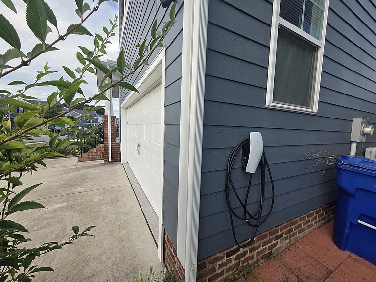 125 Meadows Landing Ln — Photo 4