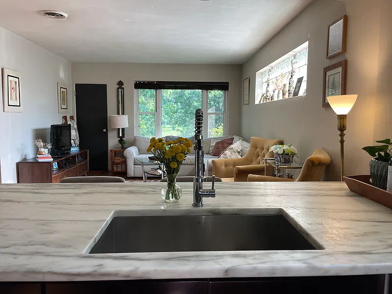 6417 Nottingham Ave #2WEST — Photo 10
