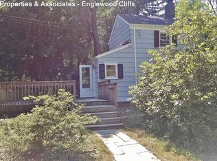 791 Closter Dock Rd, Alpine, NJ 07620