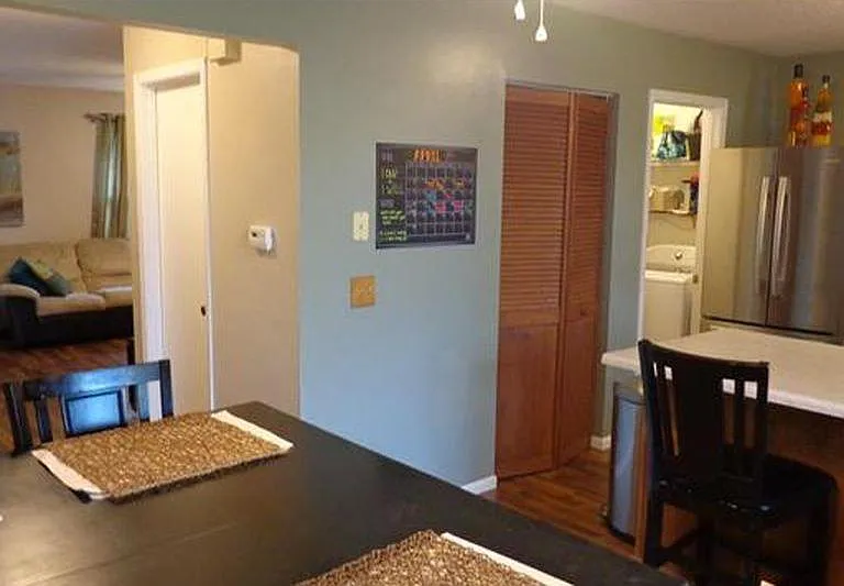 KitchenAndDining