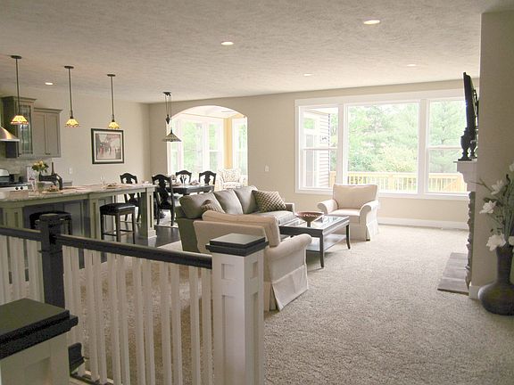 3rd image of 1333 Sanborn Dr