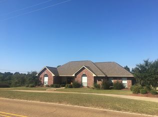611 Longleaf Dr, Minden, LA 71055
