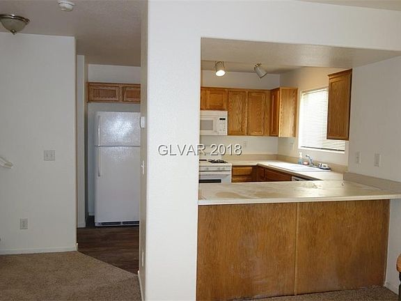 4th image of 6884 Graceful Cloud Ave #0