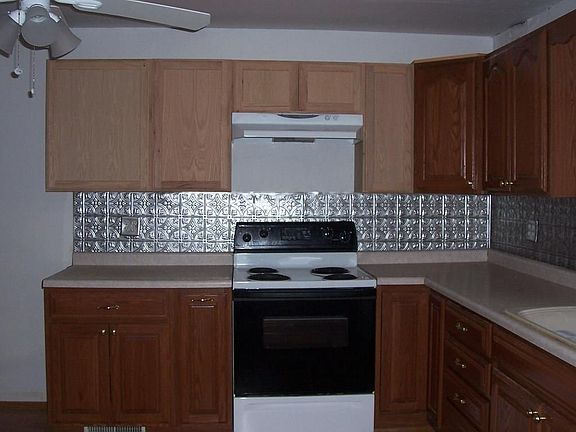 3rd image of 1526 16th Ave
