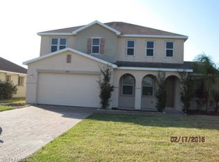 18100 Star Jasmine Ct, Lehigh Acres, FL 33972