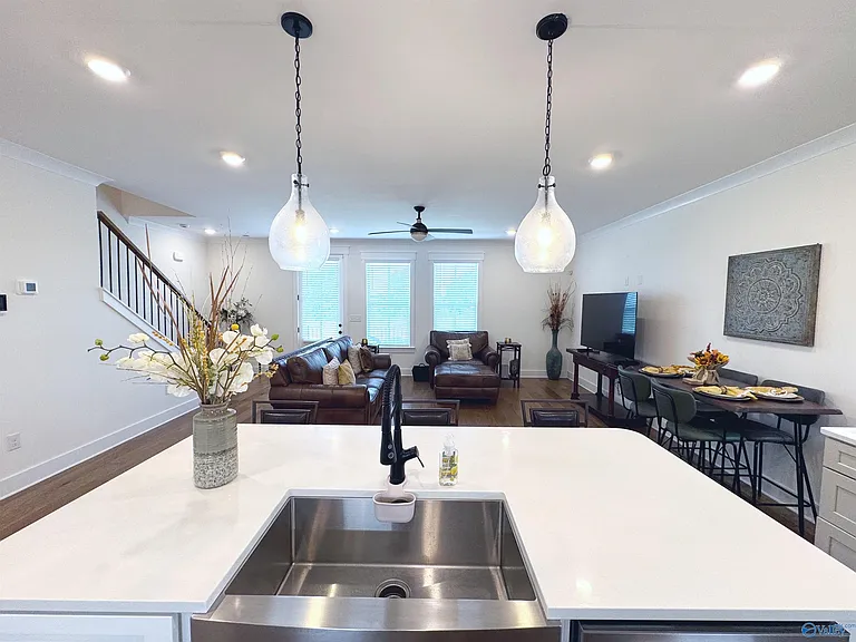 701 Town Madison Blvd — Photo 12