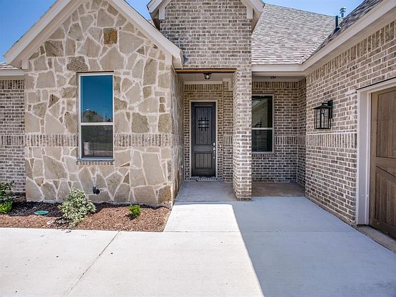 3rd image of 12104 Indian Creek Dr