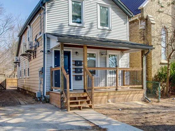 140 Wellington St #3, London, ON N6B 2K8