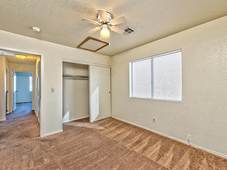3920 Lincoln Rd — Photo 13