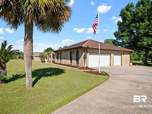 2nd image of 9420 Clubhouse Dr