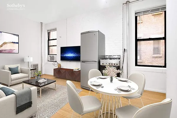 Rented by Sotheby's International Realty | media 14