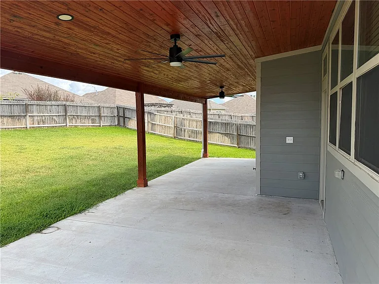 2071 Positano Loop — Photo 3