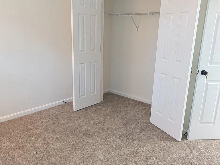 17289 Vaughn Ln — Photo 32