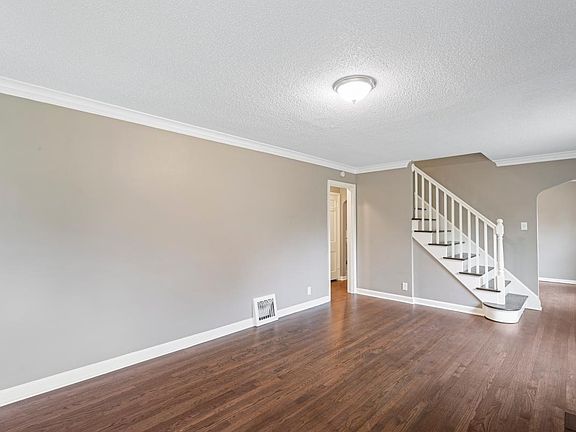5th image of 1211 E 80th Ter