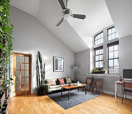 1st image of 555 Washington Ave APT 3L