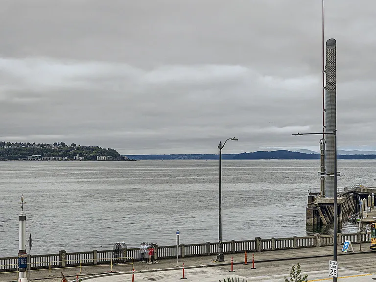 1950 Alaskan Way #335 — Photo 38