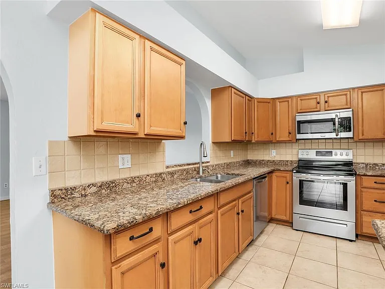 27595 Imperial River Rd — Photo 9