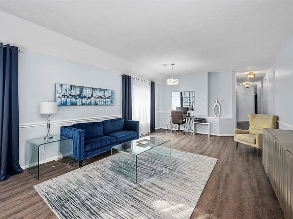 2nd image of 16314 Dawncrest Way