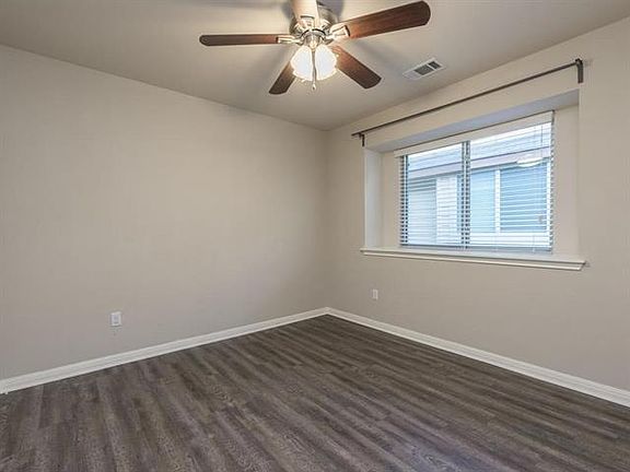 3rd image of 15106 Verela Dr
