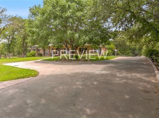 8702 Welham Ct, Granbury, TX 76049