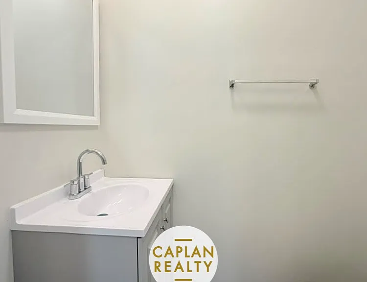 736 Savin Ave #B — Photo 11