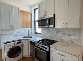 32-80 30th St #4R, Astoria, NY 11106
