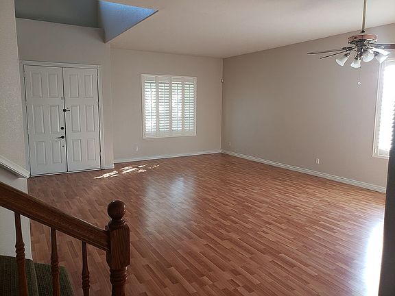 Formal Dining and Sitting 