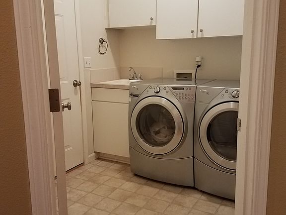 5th image of 513 NW 150th Cir