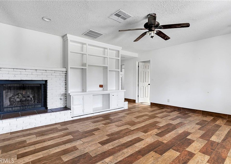 bc6e63c1eb278f8cbc8b8ebb9dde54