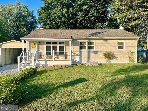 32 Brandriff Ave, Pennsville, NJ 08070