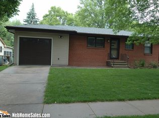 6946 Lynn St, Lincoln, NE 68505
