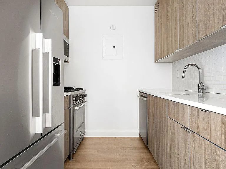 345 E 94th St #21G — Photo 11